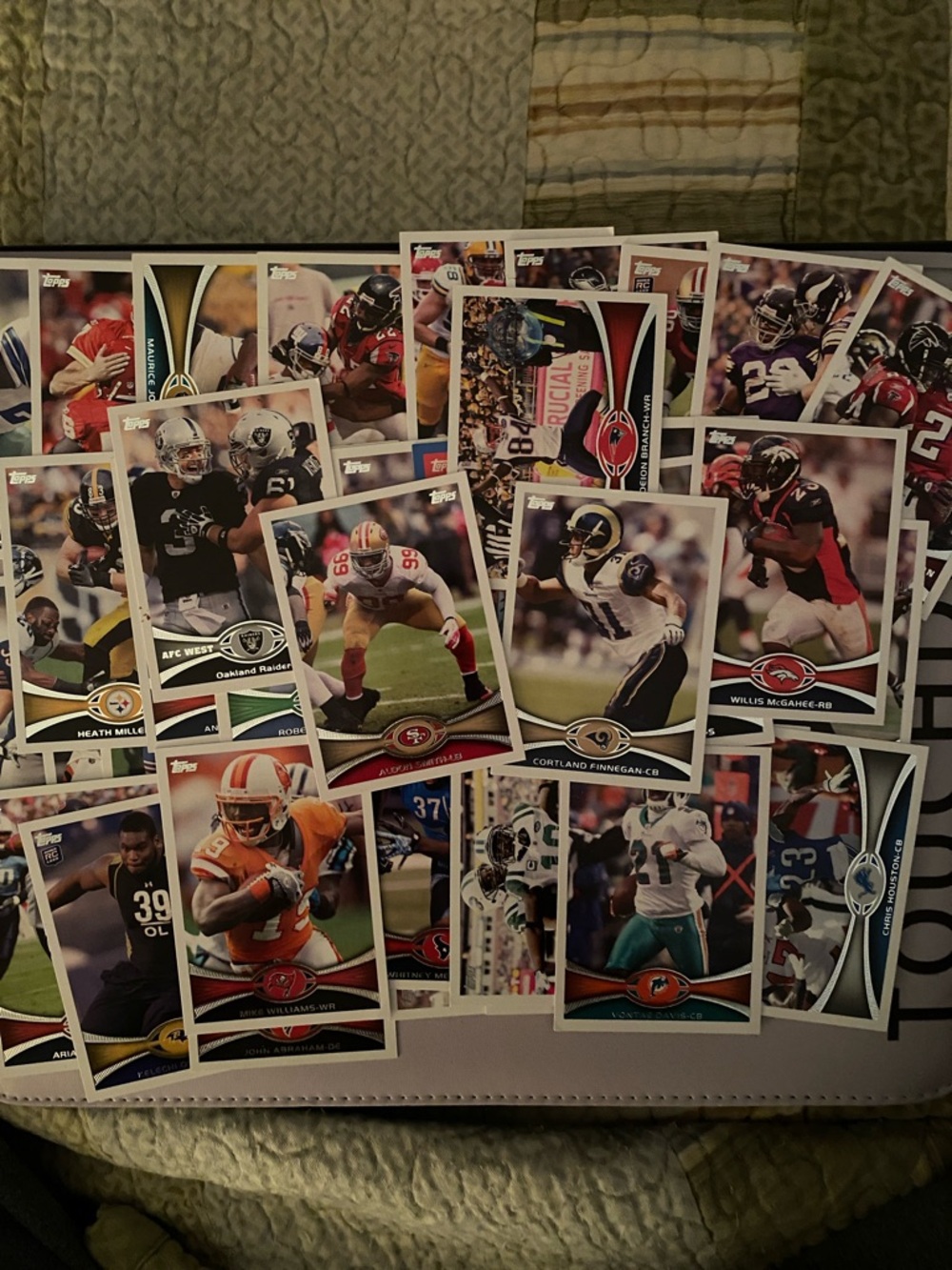 42 cards in Bulk Football Trading Cards - Mixed NFL Players